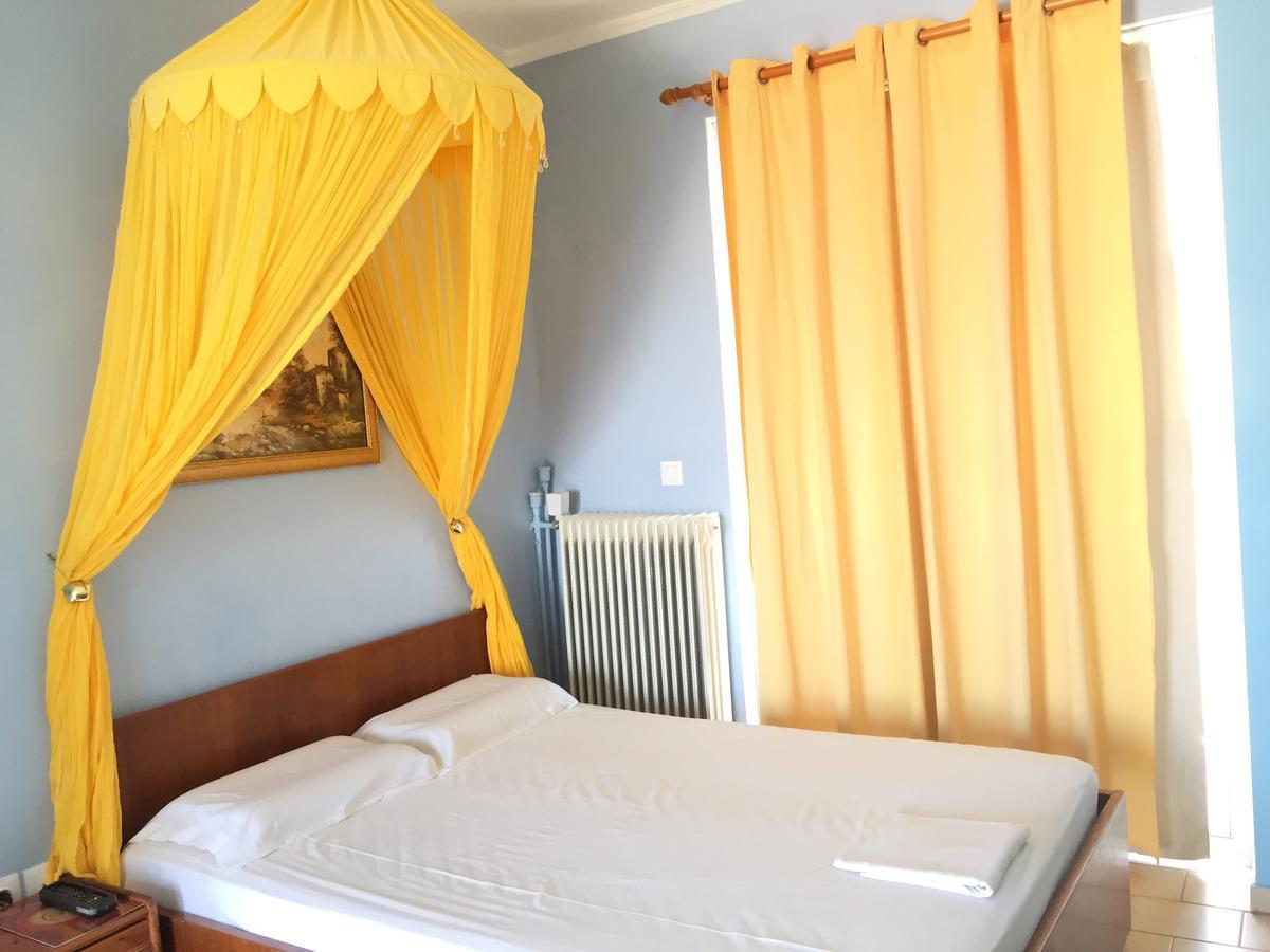 Bay Holiday Hotel & Spa Karavómilosz Kültér fotó
